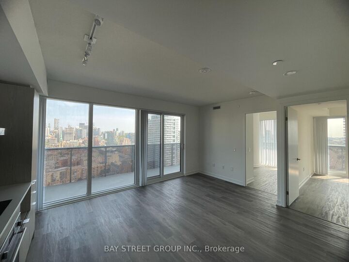 Property Photo:  55 Cooper Street 2905  ON M5E 0G1 
