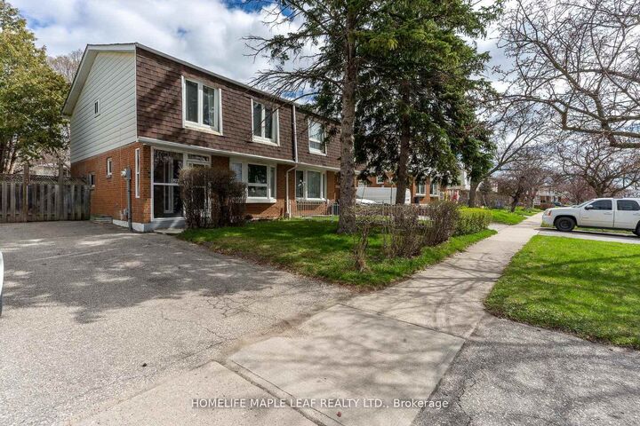Property Photo:  148 Hansen Road N  ON L6V 2G6 
