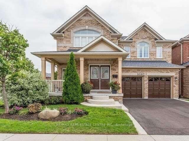 Property Photo:  5207 Nova Crescent  ON L7L 7B9 