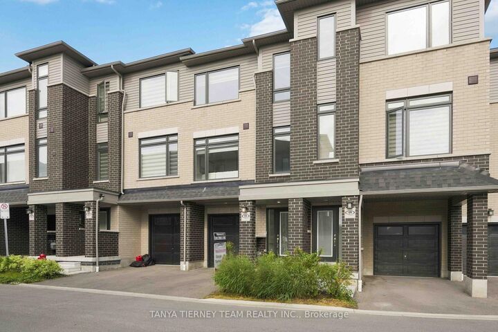 53 Emmas Way — photo 1