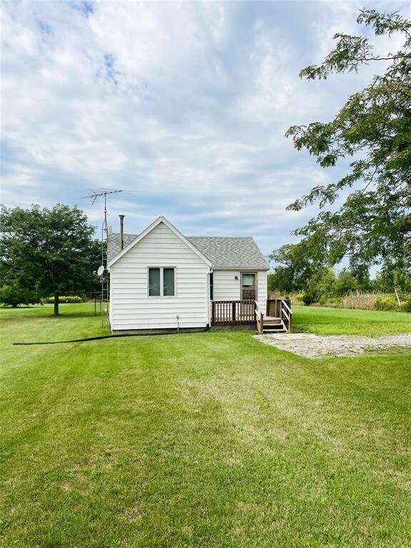 Property Photo: 6689 Charleston Street ON N0P 1Y0