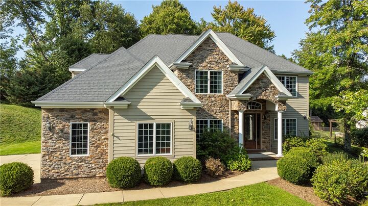 Property Photo: 824 Mount Pleasant Rd PA 16046