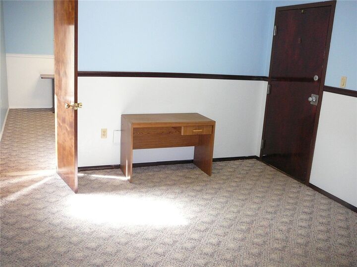 Property Photo:  4501 Peoples Road Ross Pa 4501 Peoples Road Ross Pa 205  PA 15116 