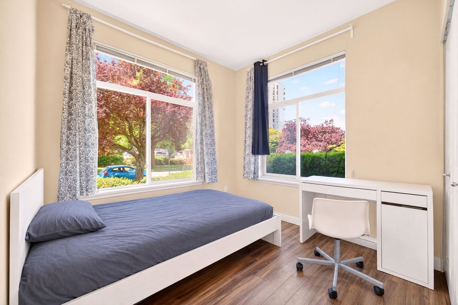 Property Photo:  5692 Kings Road Second Bedroom  BC V6T 1K8 