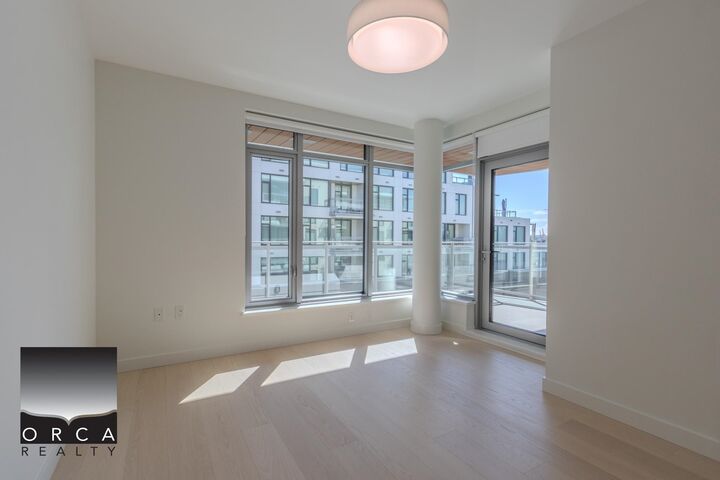 Property Photo:  777 Harbour Way 410  BC V7P 0G2 