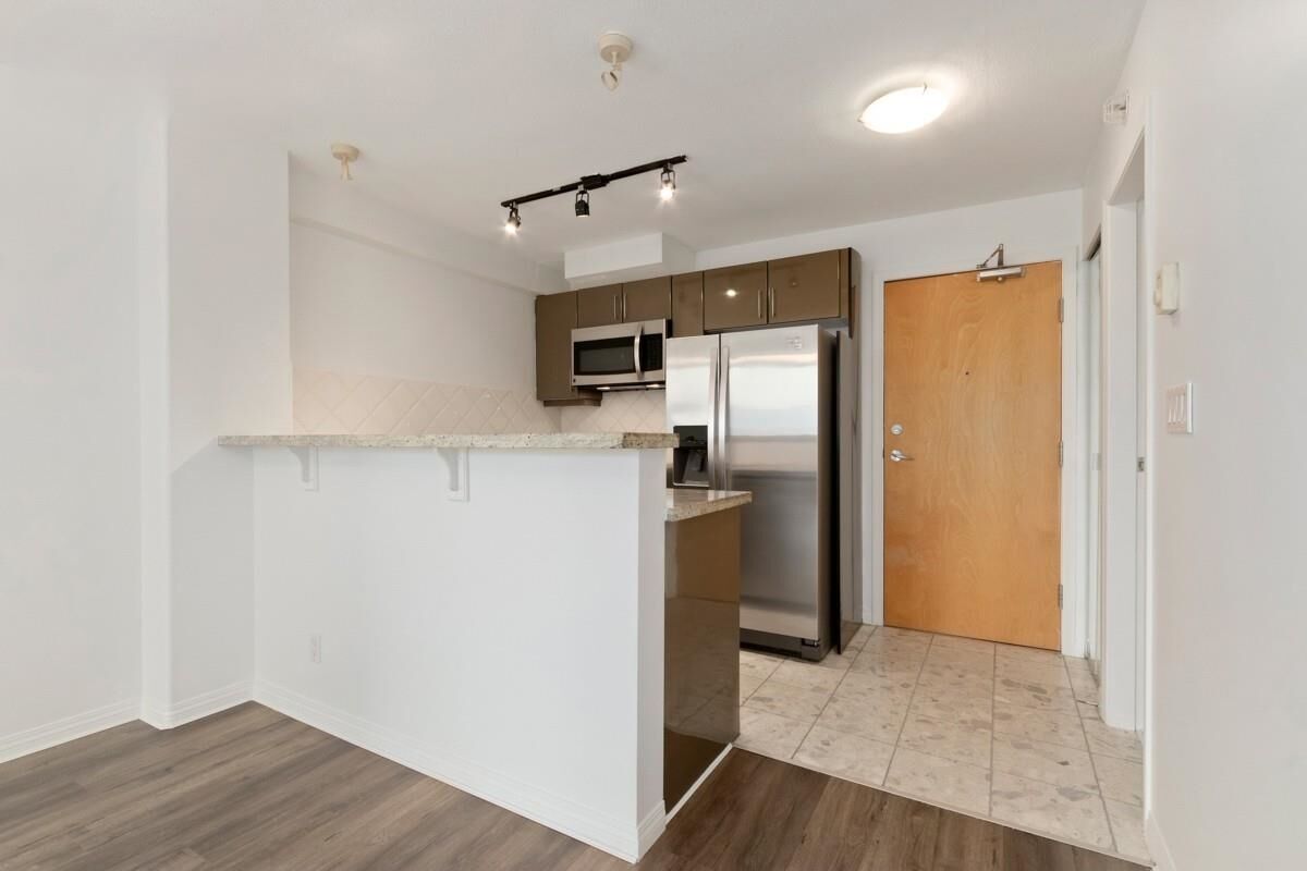 Property Photo:  1328 W Pender Street 1703  BC V6E 4T1 