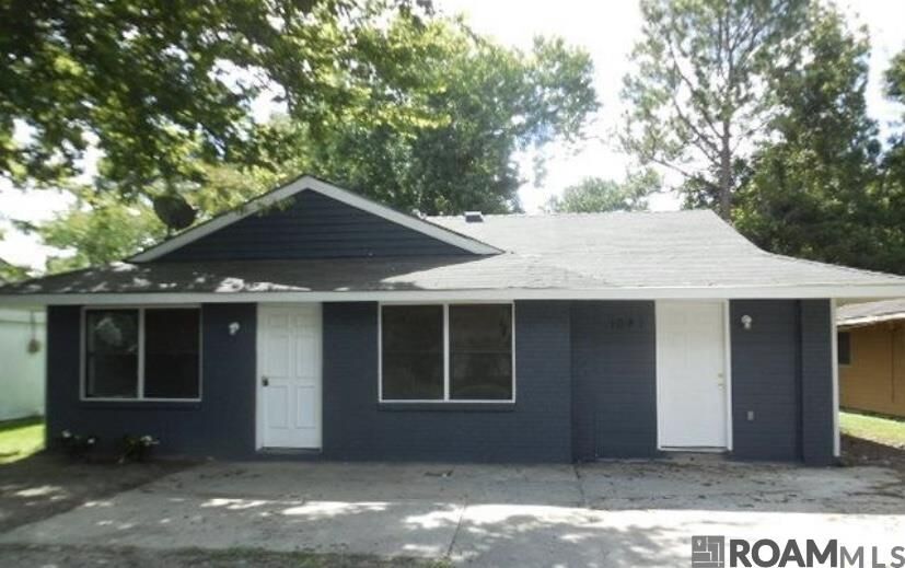 Property Photo:  1041 Michigan Ave  LA 70767 