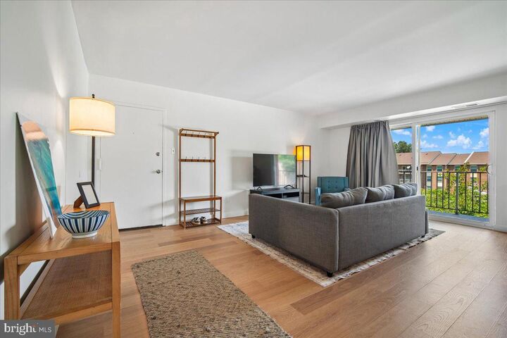 Property Photo: 7990 Audubon Avenue C1 VA 22306