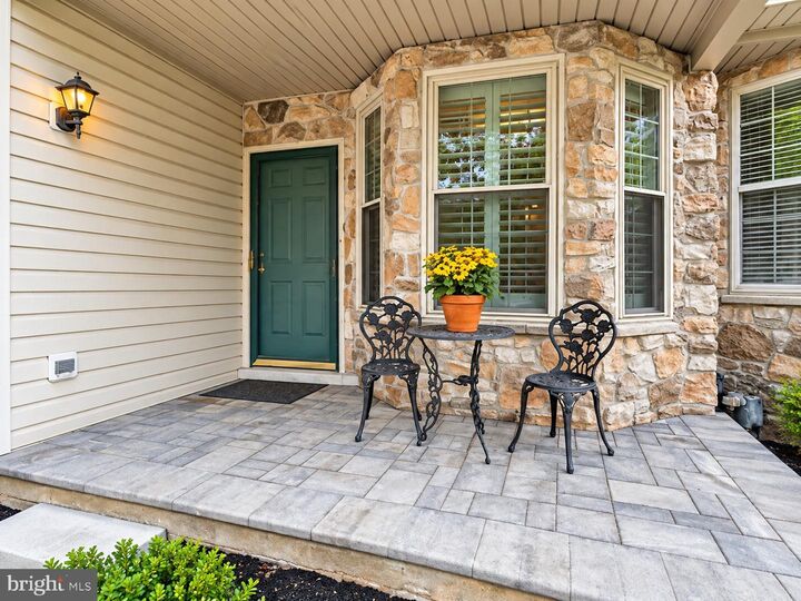 Property Photo: 3875 Nanlyn Farm Circle PA 18902