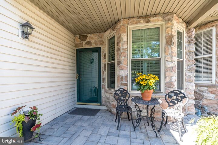 Property Photo: 3875 Nanlyn Farm Circle PA 18902