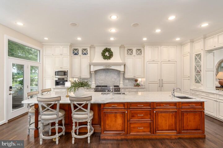Property Photo:  20237 Water Mark Place  VA 20165 