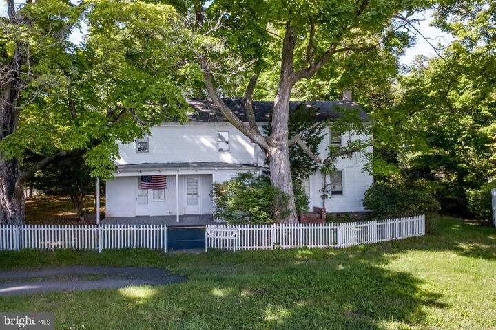 Property Photo:  404 Federal City Road  NJ 08534 