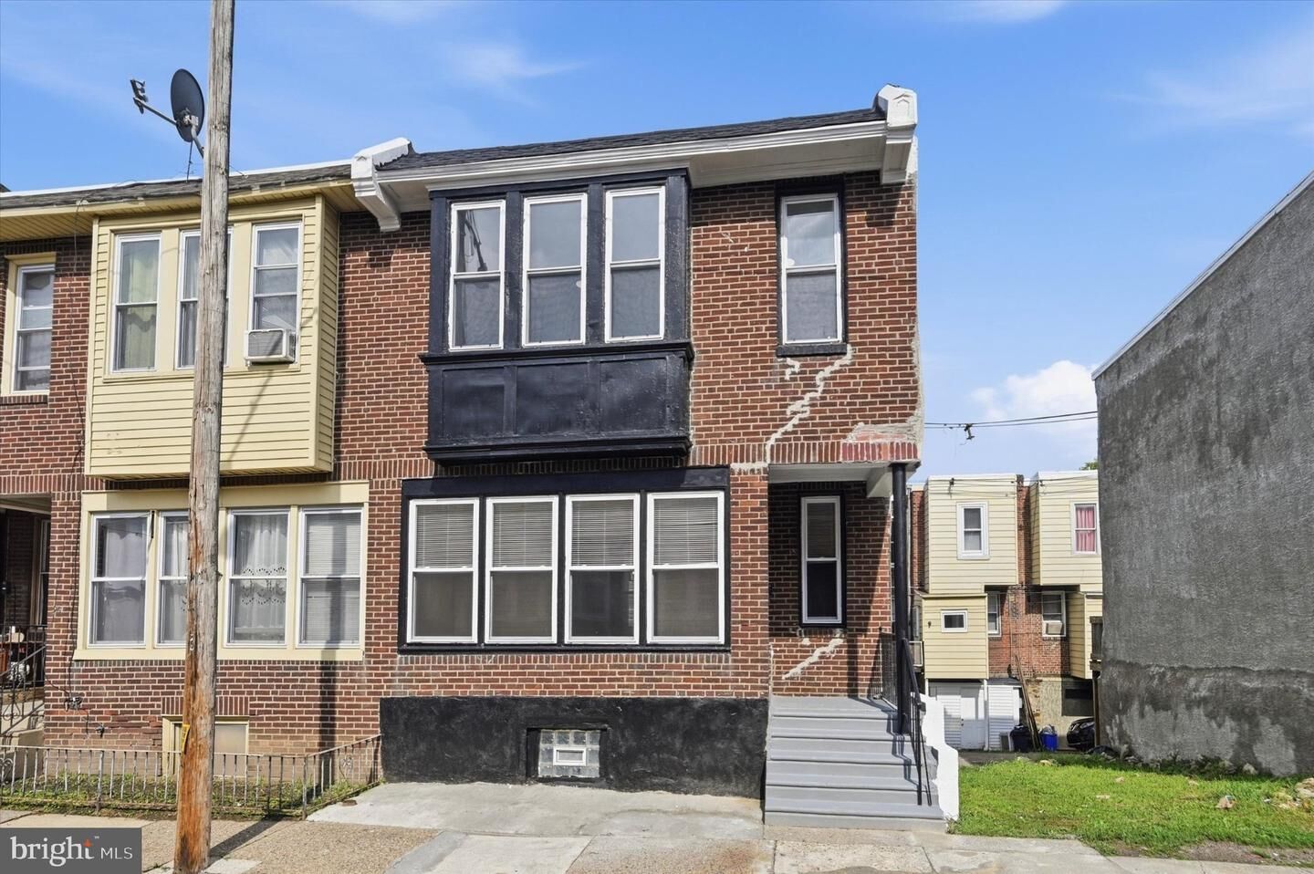 Property Photo: 6511 Linmore Avenue PA 19142