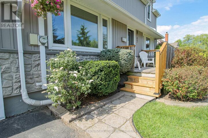 Property Photo:  43 Gram Avenue  ON L3C 1H5 