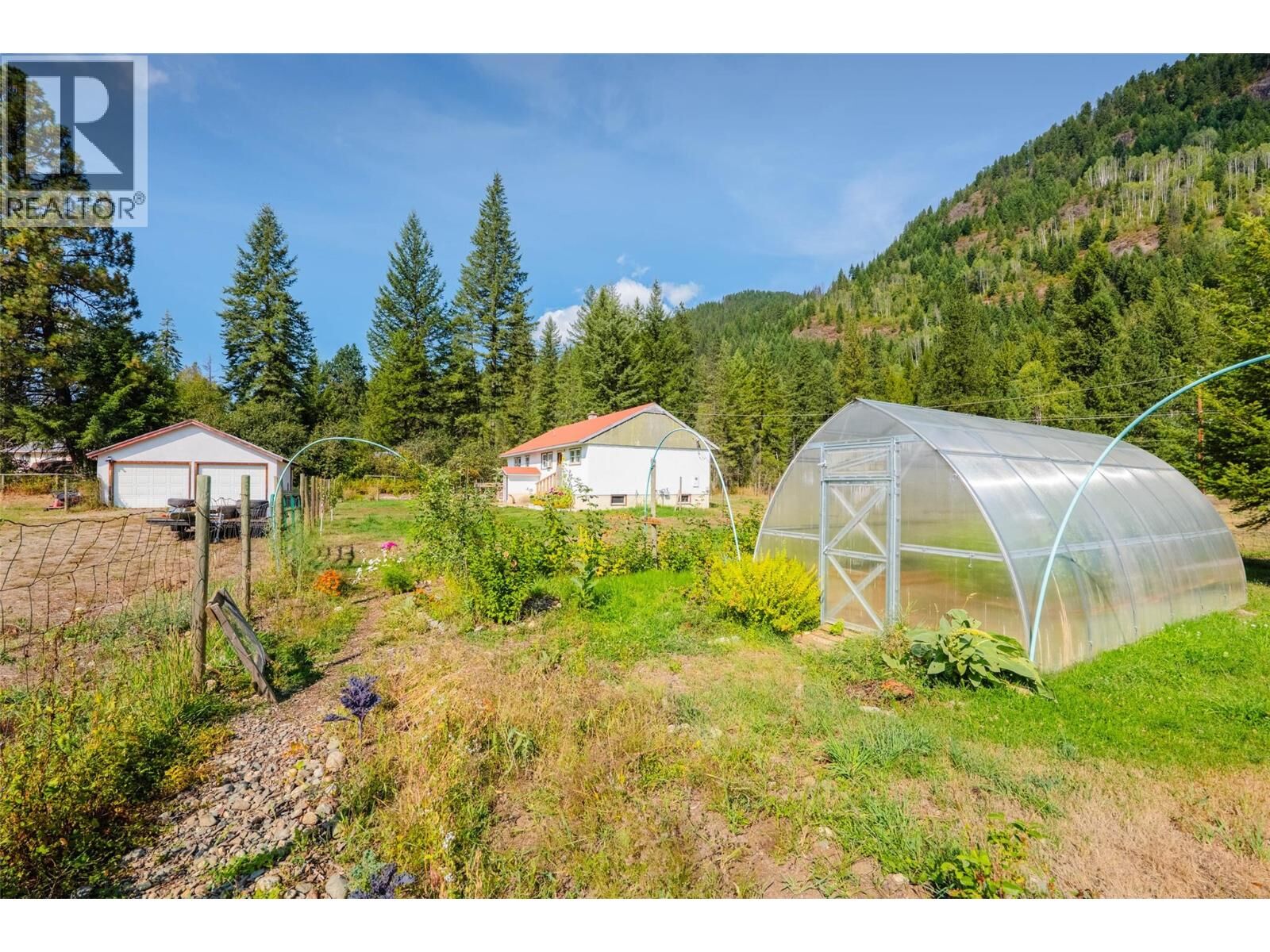 Property Photo:  6352 Highway 3 Highway  BC V0G 1Z0 