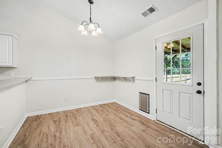 Property Photo:  10424 Green Hedge Avenue  NC 28269 