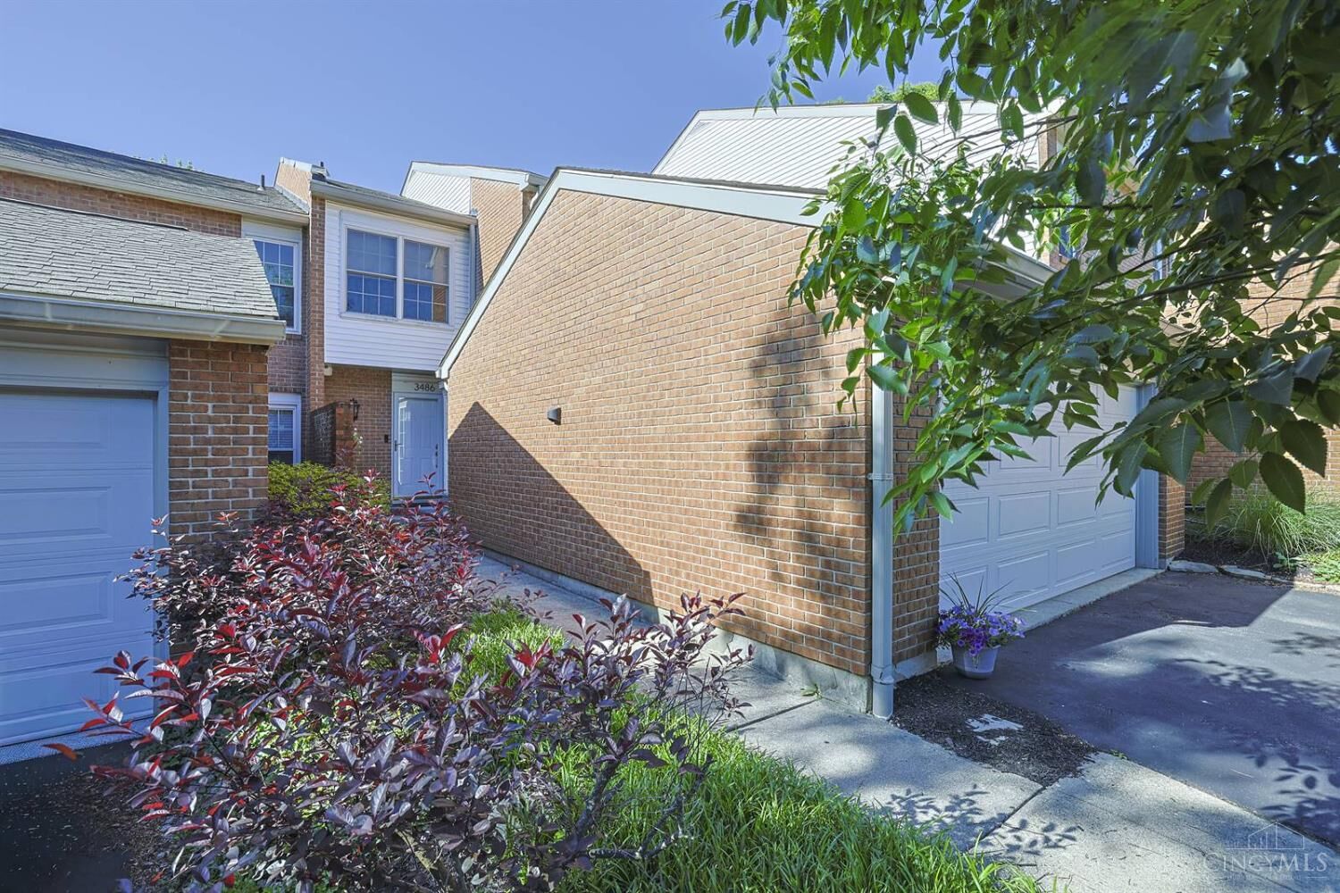 Property Photo:  3486 Forestoak Court  OH 45208 