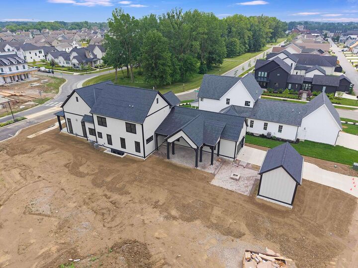 Property Photo:  5466 Evans Farm Drive  OH 43035 
