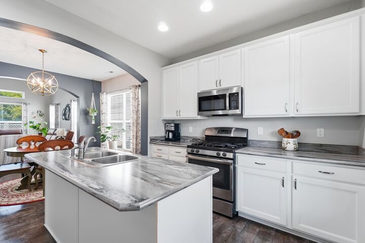 Property Photo:  2186 Tournament Way  OH 43123 