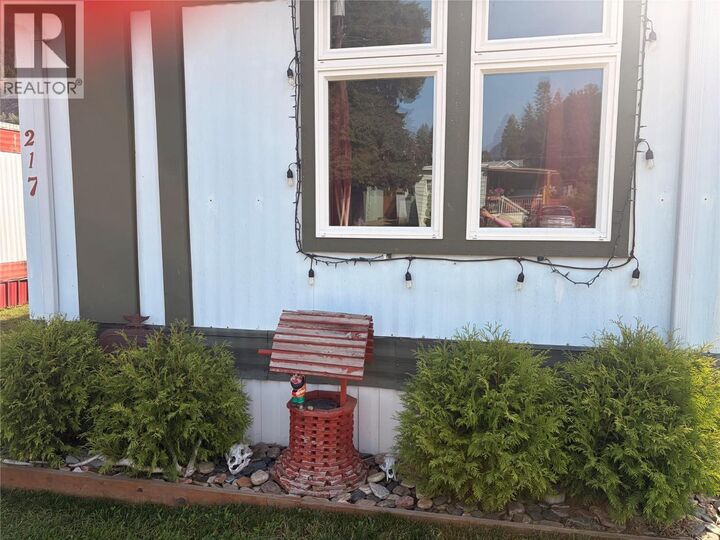 Property Photo: 217 3rd Avenue BC V1N 2N2