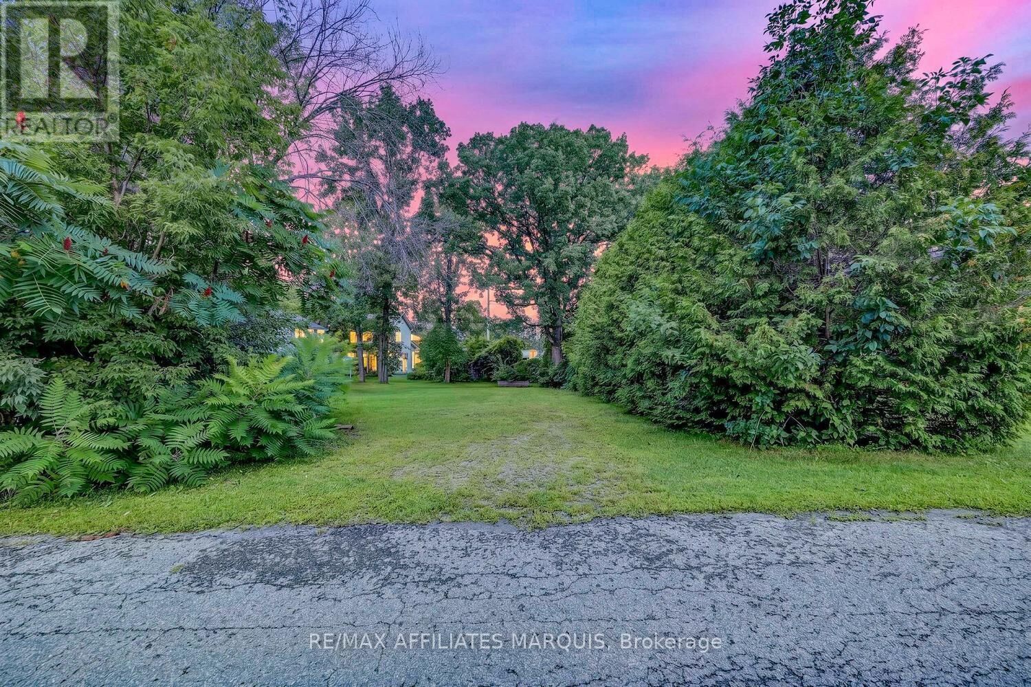 Property Photo:  00 Wellington Street East  ON K0G 1N0 