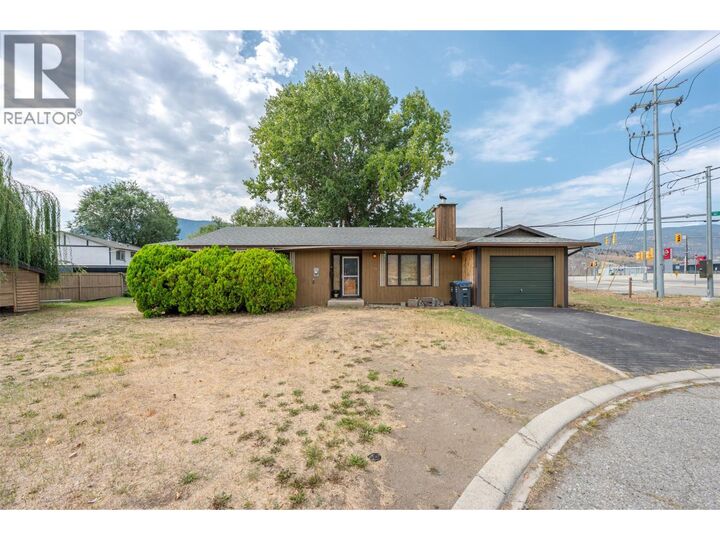 Property Photo:  450 Green Avenue  BC V2A 3T5 