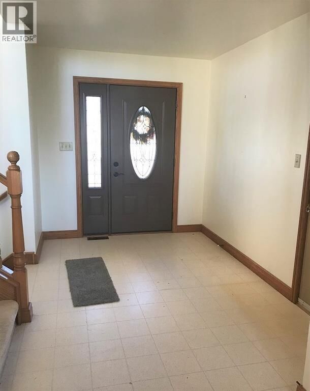 Property Photo: 124 Paddock Road ON N8A 4Y3