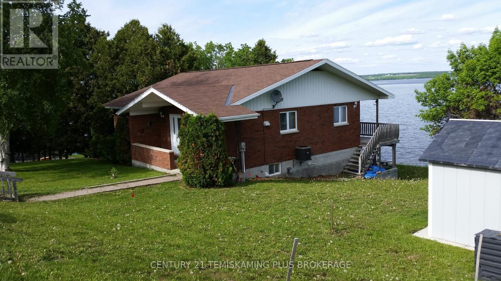 Photo de la propriété: 519 North Lakeshore Road North ON P0J 1P0