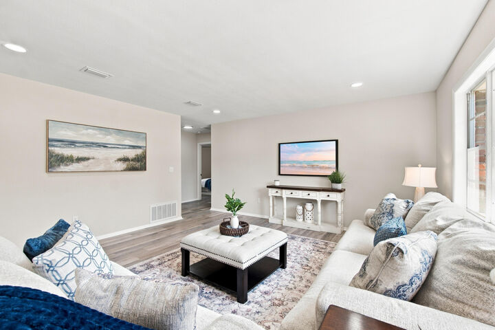 Property Photo: 225 NW Bayou Woods Drive FL 32548