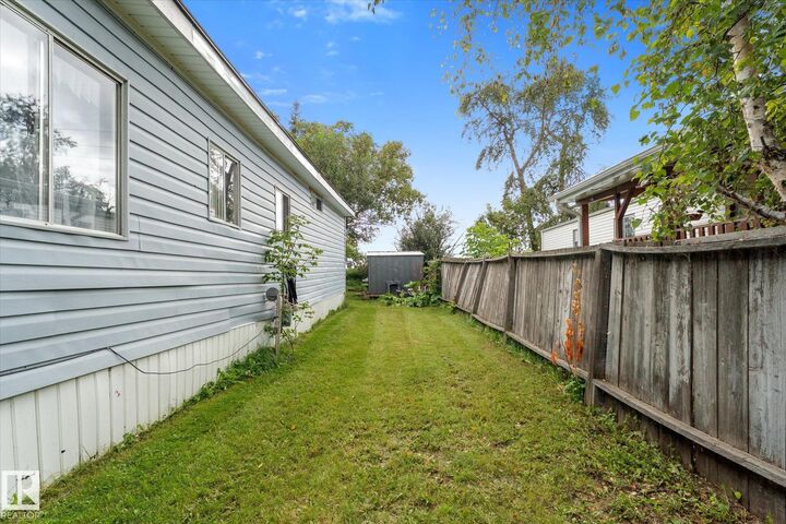 Property Photo: 53222 Range Road 272 511 AB T7X 3P5
