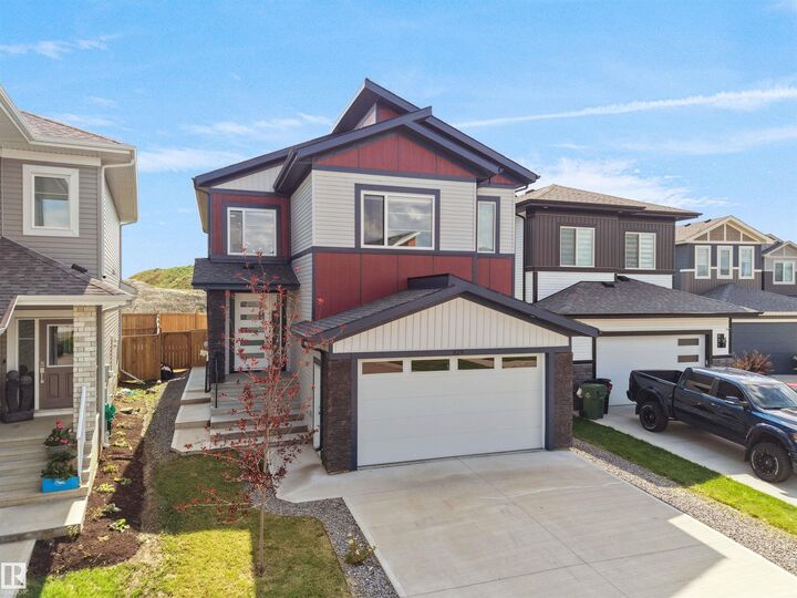 Property Photo: 829 Morris Avenue AB T9E 1G1