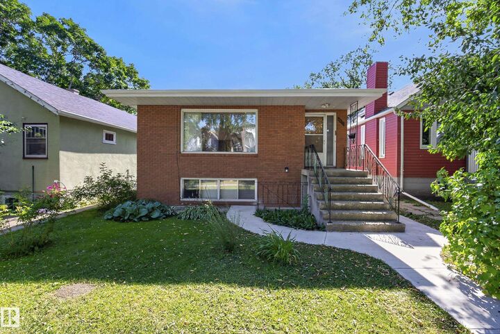 Property Photo:  9821 83 Avenue NW  AB T6E 2B8 