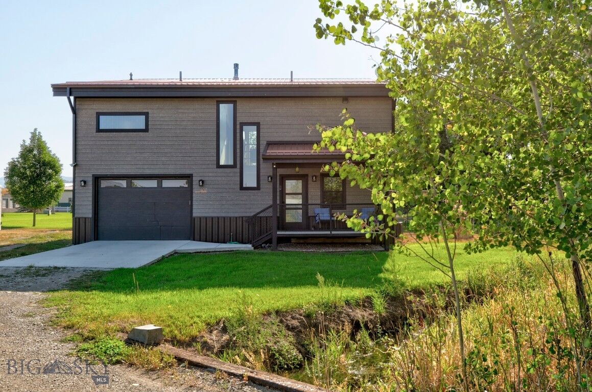 Property Photo:  407 Short Street  MT 59018 