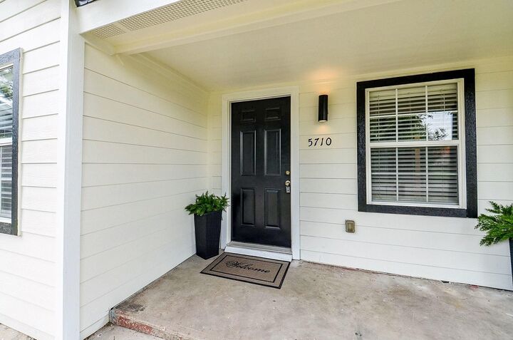 Property Photo:  5710 Cherry Street  TX 77026 