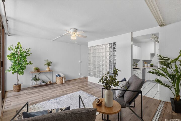Property Photo:  2092 Kuhio Avenue 806  HI 96815 