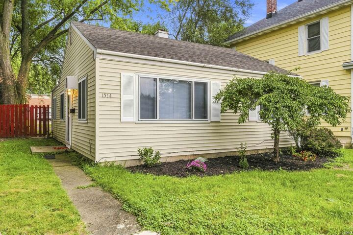Property Photo:  1514 Third Street  IN 46808 