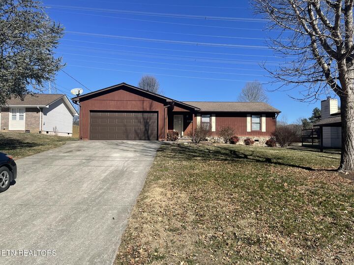 Property Photo: 1708 Oxbow Lane TN 37931