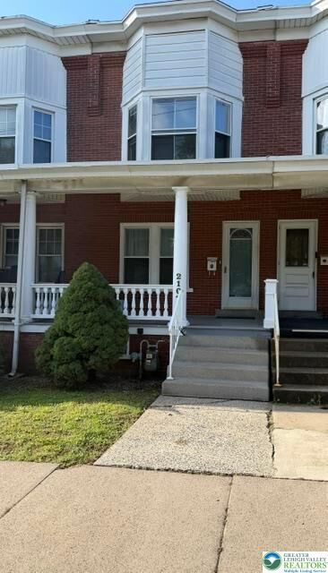 Property Photo:  2107 W Broad Street  PA 18018 