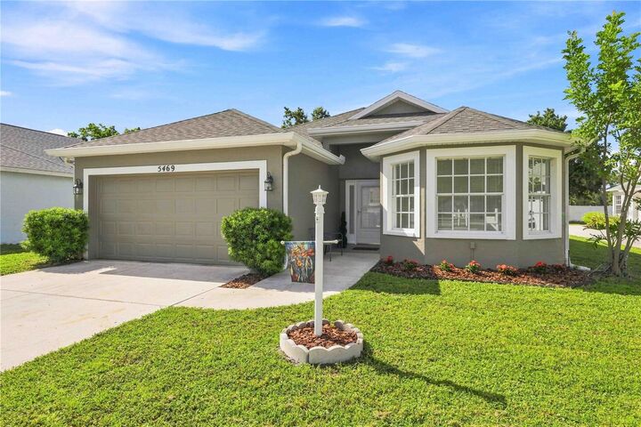 Property Photo:  5469 Ashton Manor Drive  FL 34233 