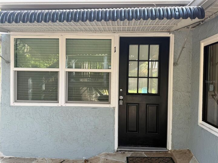 Property Photo: 101 W Lemon Street 1 FL 34689