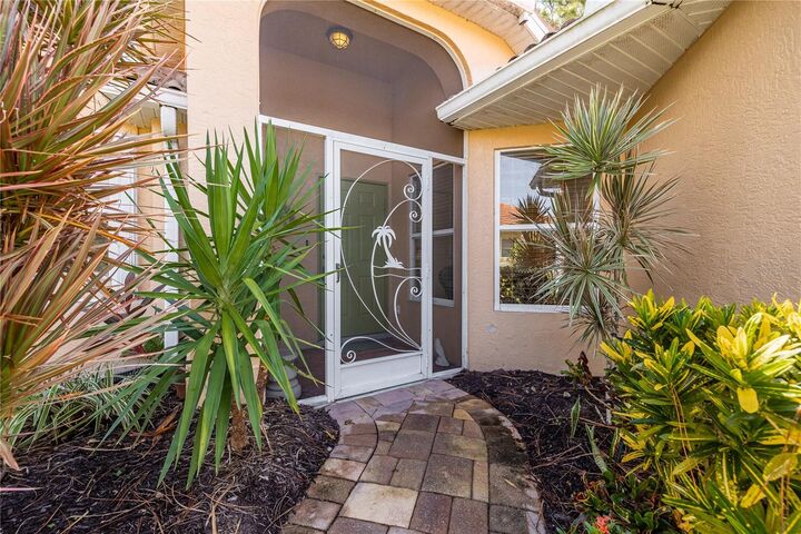 Property Photo: 3889 Cape Cole Boulevard FL 33955