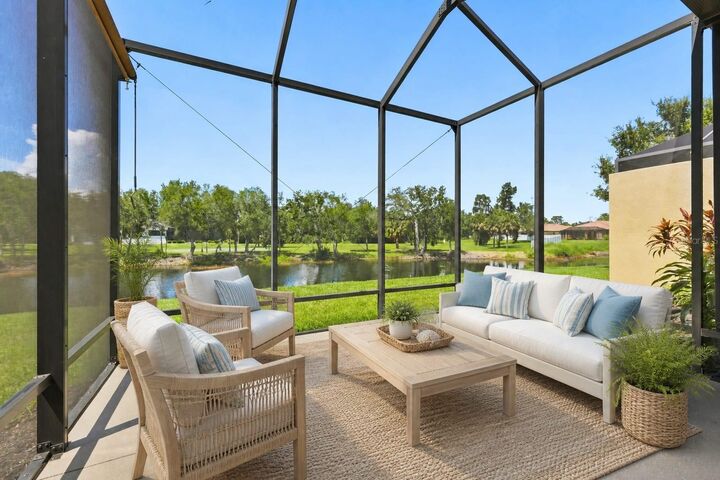Property Photo: 5465 Sunset Falls Drive FL 33572
