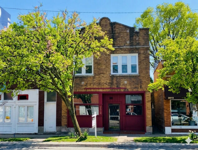 Property Photo:  2611 W Peterson Avenue B2  IL 60659 
