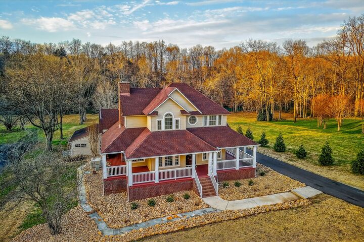 Property Photo:  962 Indian Mound Dr  TN 37110 