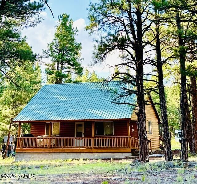 Property Photo:  7185 E Knighthood Lane  AZ 86046 