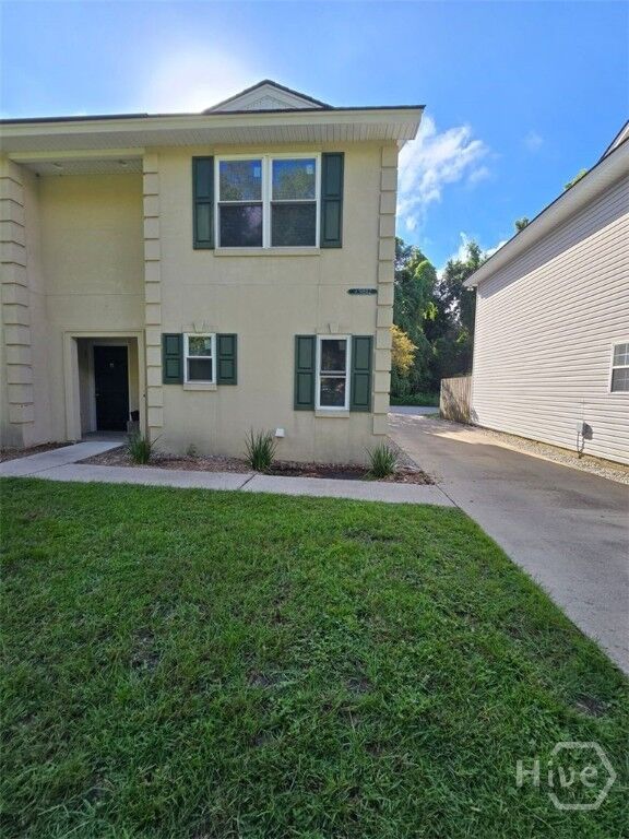Property Photo:  9812 Whitfield Avenue B  GA 31406 