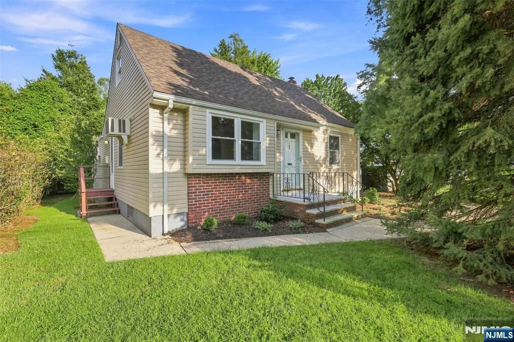 Property Photo: 182 14th NJ 07626