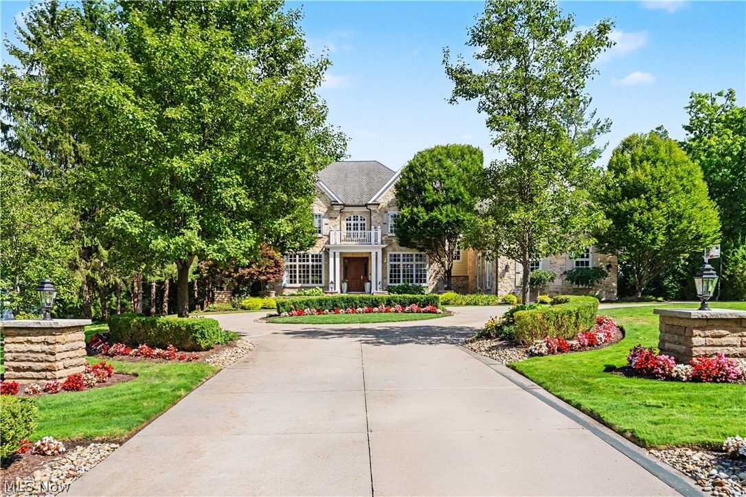 Property Photo:  31750 Meadowlark Way  OH 44124 