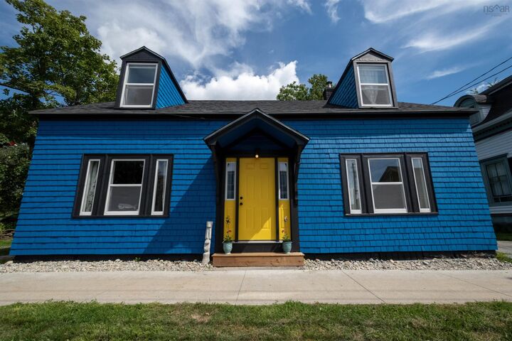 Property Photo: 142 Water Street NS B0T 1W0