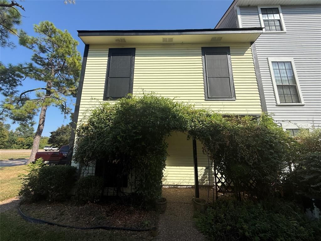 Property Photo: 1401 Oden Street 24 LA 71104